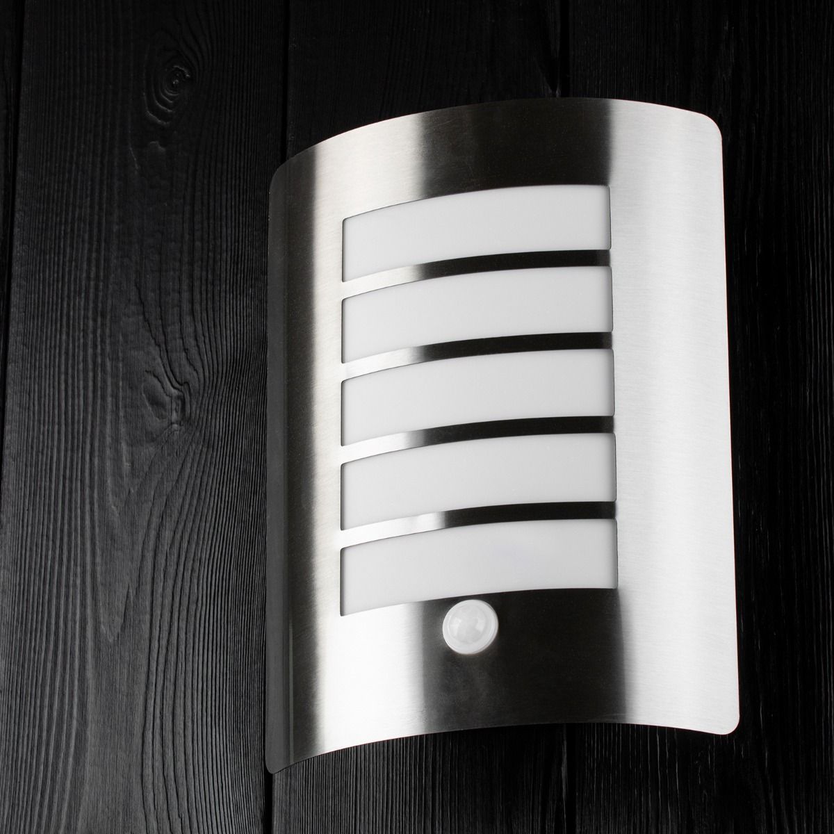 Wandlamp met Bewegings- en Schemersensor – E27 Fitting - Buiten