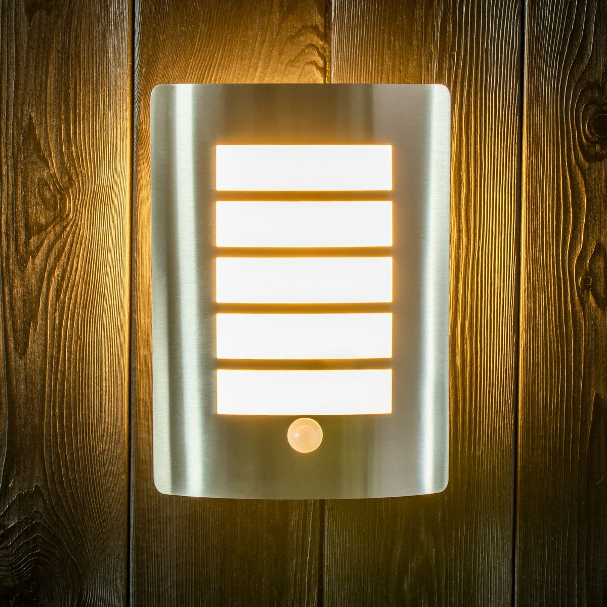 Wandlamp met Bewegings- en Schemersensor – E27 Fitting - Buiten