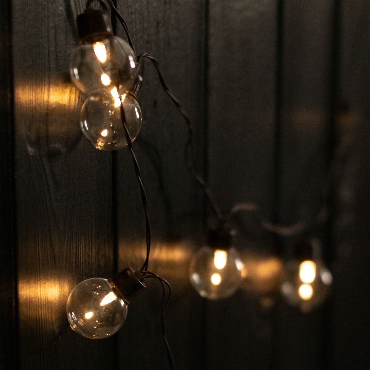 Tuinslinger – 30x LED Bollen – 10,6m – Warm Wit 3000K – Weerbestendig & Decoratief