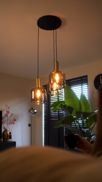Hanglamp Zwart met Messing en Smoke Glas – 3-Lichts - Aura Trio extra image
